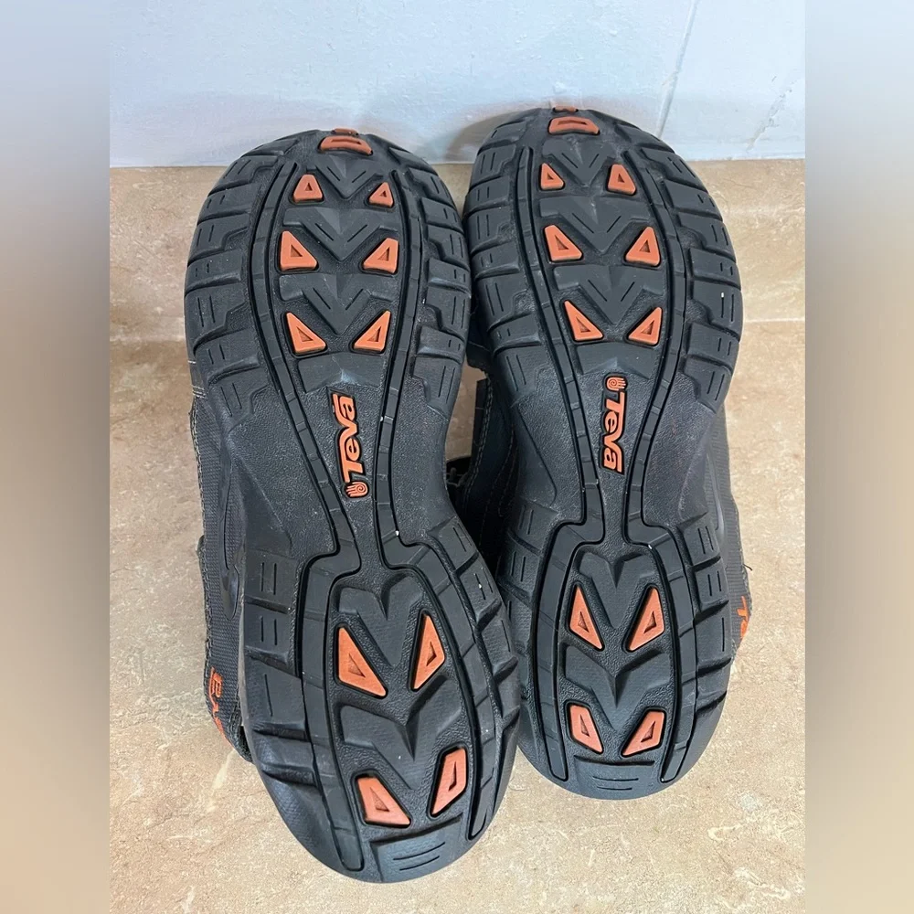 Teva men’s black